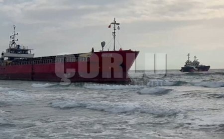 Tekirdağ'da karaya oturan gemi kurtarıldı