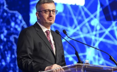 İletişim Başkanı Burhanettin Duran: Gazetecilik etkisini yitirmeyecek daha önemli hale gelecek