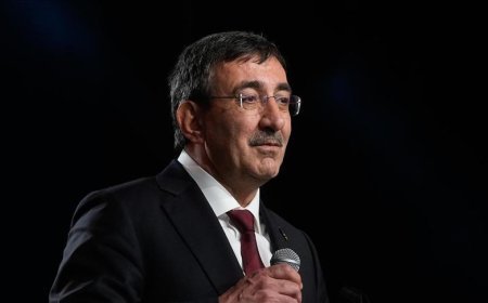 'Sanayide dönüşüm, cari açığın kalıcı şekilde iyileşmesine güç vermektedir'