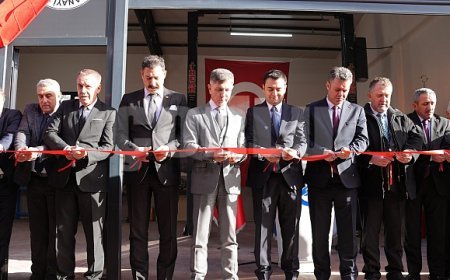 Başkan Sarıkurt, Mavi Yaka Mesleki Eğitim Merkezi Açılışına Katıldı