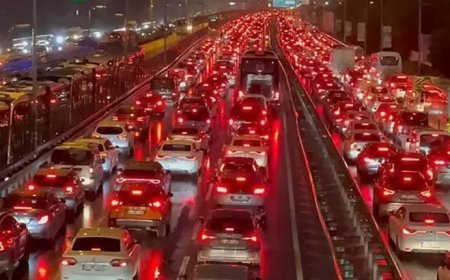 İstanbul'da trafik yoğunluğu yüzde 85'e çıktı! İşte bölge bölge son durum