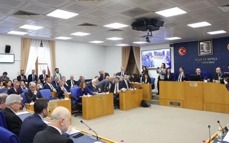 En düşük emekli aylığı teklifi TBMM Plan ve Bütçe Komisyonu'nda