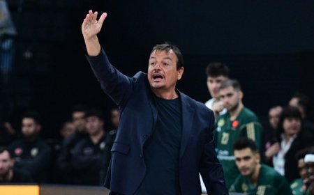 Ergin Ataman: 'Bazı oyuncular takımda oynamayı hak etmiyor!'