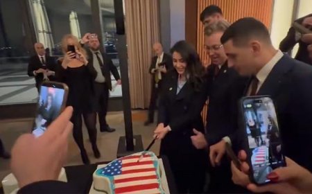 ABD Kongresi'nde skandal pastalı kutlama! Hedef mi gösterdiler?