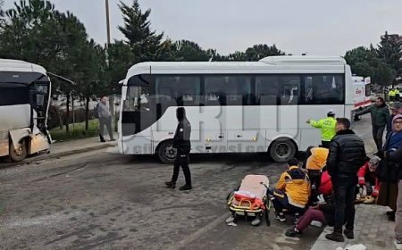İşçi servisleri çarpıştı: 19 yaralı