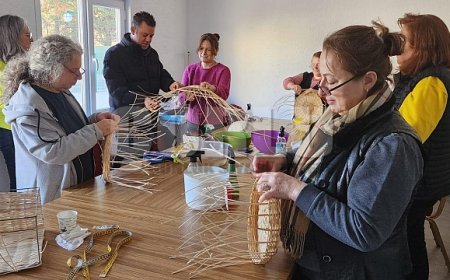 Başkan Sarıkurt’tan Üreten Kursiyerlere Ziyaret