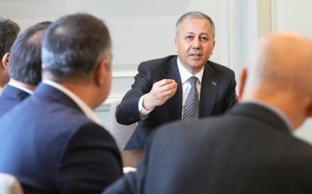 İçişleri Bakanı Yerlikaya, Ezidi toplumu temsilcilerini kabul etti