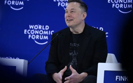 Elon Musk: Gelecek yılın sonunda insansız robotları satmaya başlayacağız