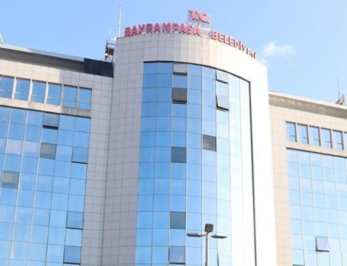 Bayrampaşa Belediyesine yönelik yolsuzluk soruşturmasında 8 zanlı tutuklandı