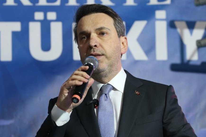 Bakan Bayraktar Hatay'da duyurdu: Elektrik kesintilerini masaya yatırdık, kararlar aldık