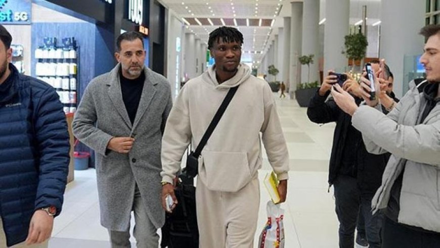 Süper Lig devi transferi bitirdi! Dün gece imza için İstanbul'a geldi