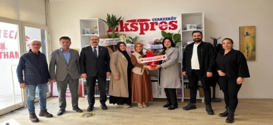 MHP ÇERKEZKÖY İLÇE BAŞKANI FATİH BERBER VE KADIN KOLLARI BAŞKANI AYLİN KISA’DAN ÇERKEZKÖY EKSPRES’E 10 OCAK ZİYARETİ