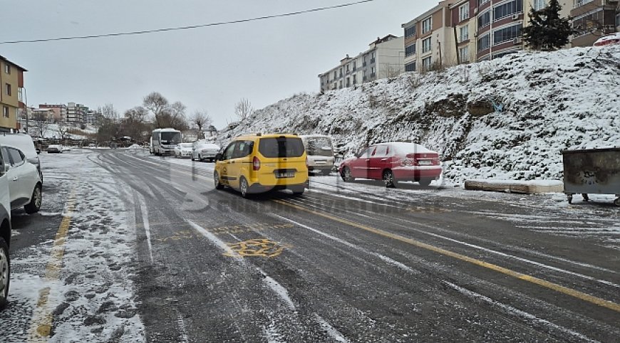 Tekirdağ'da kar hasreti sona erdi: Beyaz manzaralar