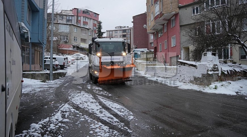 Çorlu Belediyesi, Kar ve Buzlanmaya Karşı Önlem Aldı