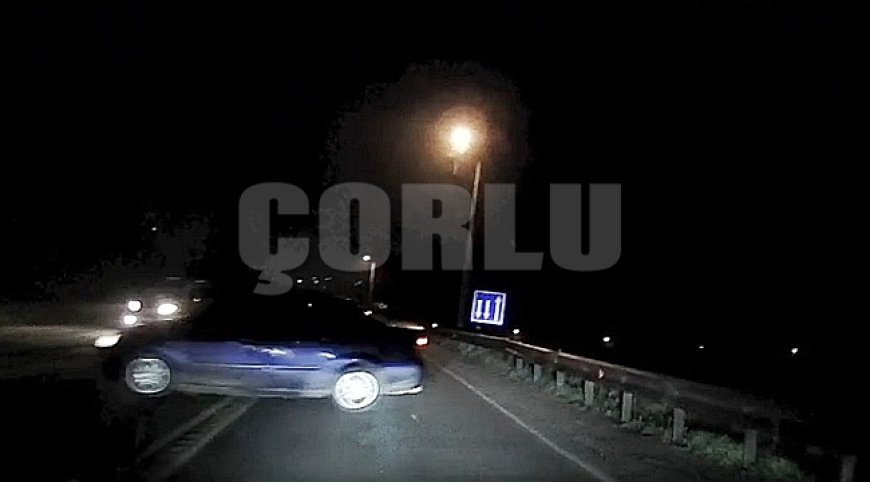 Tekirdağ'da otomobil bir anda kayarak savruldu: Kazanın kıl payı atlatıldığı anlar kamerada