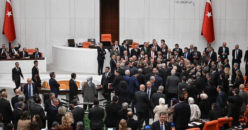 Emekli aylığı düzenlemesi Meclis'ten geçti