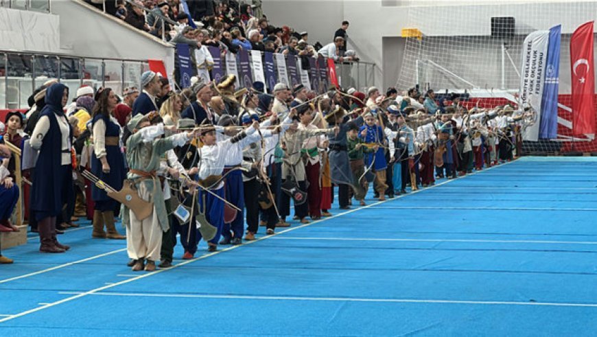 Kütahya’da Geleneksel Türk Okçuluğu şöleni başladı