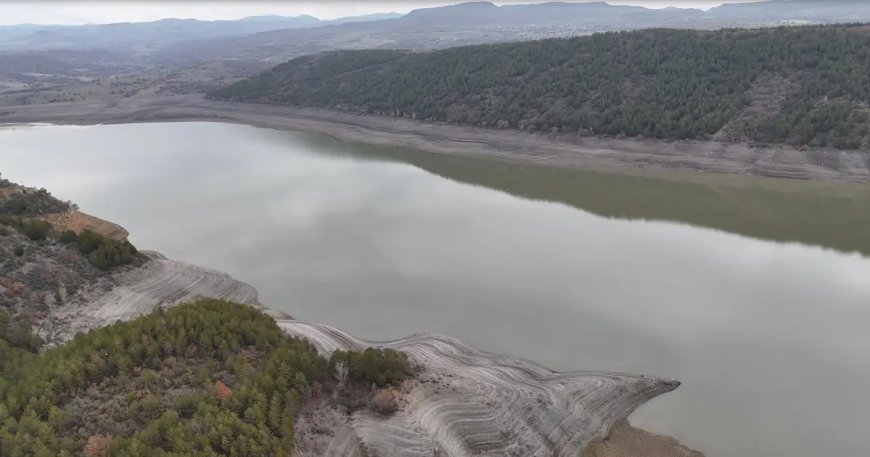 Ankara'da eriyen karlar barajları doldurmaya başladı