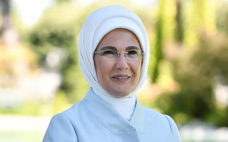 Emine Erdoğan'dan Berat Kandili paylaşımı