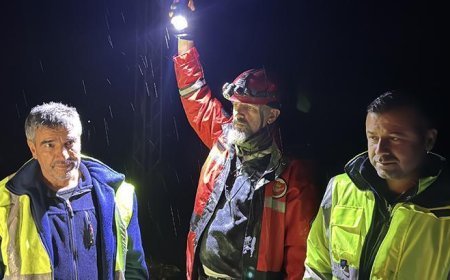 Meriç Nehri'nin taştığı köyde mahsur kalan 2 kişi kurtarıldı