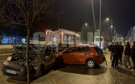 Çorlu'da 4 araç birbirine girdi