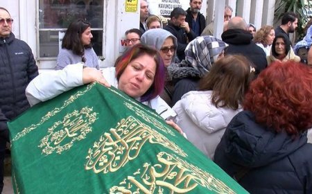 Berkay, Bağdat Caddesi'nde 'yarışın' son kurbanı oldu! Acılı anne yürekleri yaktı: Bizim için yaşam bitti