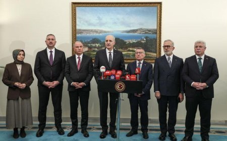 TBMM Başkanı Kurtulmuş, siyasi parti gruplarına yaptığı ziyaretleri AK Parti ile sonlandırdı