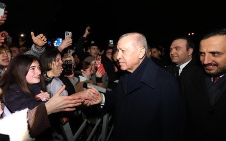 AK Parti'li gençler Cumhurbaşkanı Erdoğan'ın doğum gününü kutladı