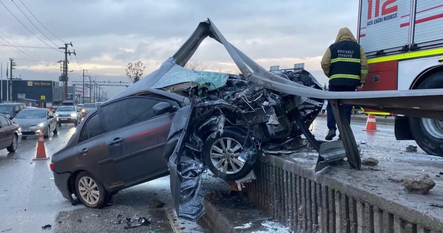 Bariyerlere ok gibi saplandı. Havada asılı kaldı