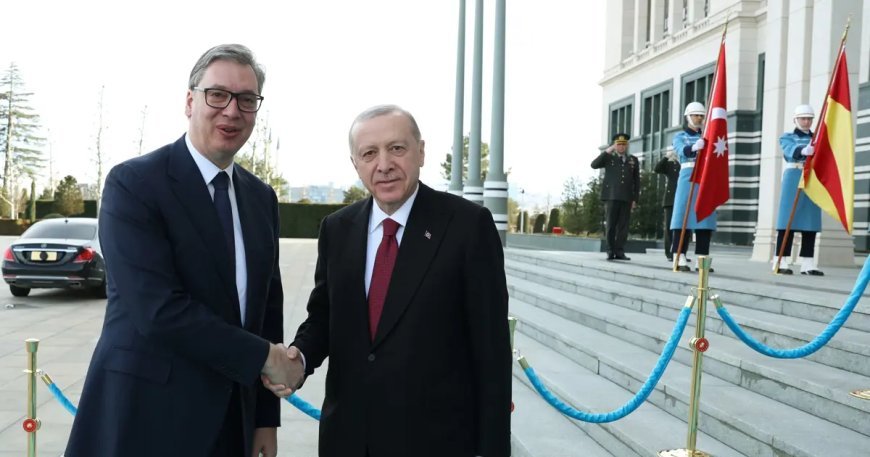 Cumhurbaşkanı Erdoğan, Vucic ile bir araya geldi. "Yakın çevremizde ve ötesinde barış ve huzurun tesisi için çalışıyoruz"