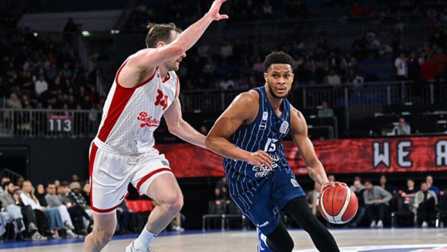 Anadolu Efes, Dörtlü Final'de!