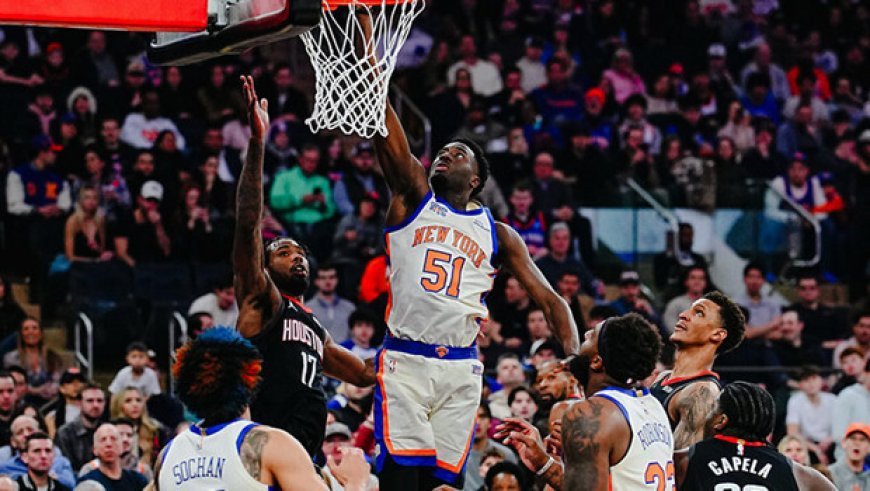 New York Knicks 18 sayı geriden gelerek Rockest'ı mağlup etti!