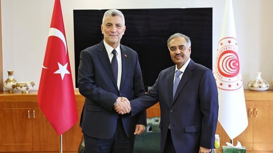 Bakan Bolat: D-8’e desteğimiz artarak devam edecek