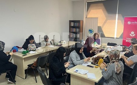 ÇERKEZKÖY’DE KADINLARIN EL EMEĞİ SEVGİYLE ÖRÜLDÜ