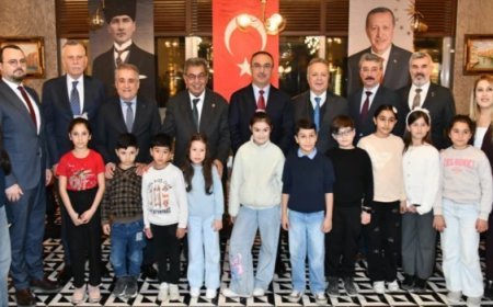 VALİ SOYTÜRK, ÇERKEZKÖY’DE ÖKSÜZ VE YETİM ÇOCUKLARLA İFTARDA BİR ARAYA GELDİ