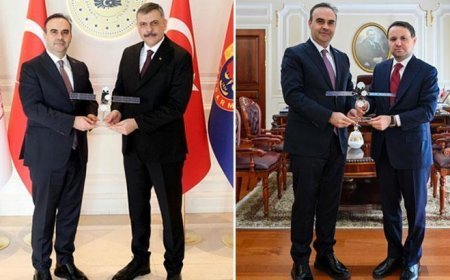 Bakan Kacır, İçişleri Bakanı Çiftçi ile Adalet Bakanı Gürlek'i ziyaret etti