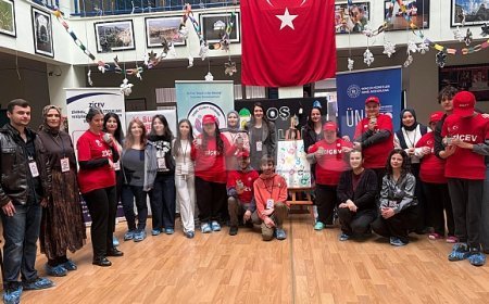 ÜNİVERSİTE ÖĞRENCİLERİNDEN ENGELLİ AİLELERİNE ÜNİDES PROJESİ İLE SOSYAL DESTEK