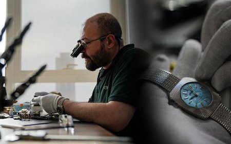 İzmir'de cerrahın sıra dışı tekniği! Her operasyon öncesi bunu yapıyor! İşte güçlü ellerinin sırı