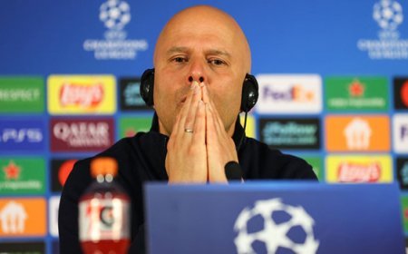 Arne Slot'tan rövanş öncesi Galatasaray'a övgü dolu sözler: 'Kolay olmadığını biliyoruz!'