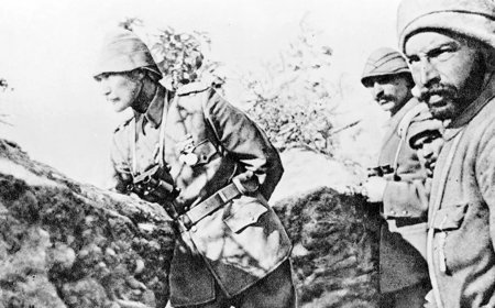 Atatürk'ün 111 yıllık telgrafı. Düşmanın telsiz mesajıyla strateji belirledi