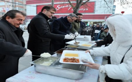 7 BİN KİŞİLİK İFTAR SOFRASINDA BULUŞULDU