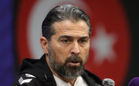 İlhan Palut: 'Çok değerli bir 3 puan aldık'