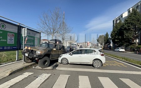 Tekirdağ'da otomobilin park halindeki cipe çarptığı kaza kamerada