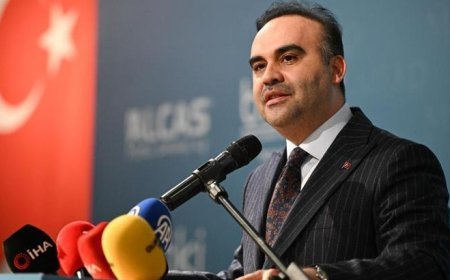 Bakan Kacır: Millî Teknoloji Hamlesi’nin akıncıları genç arkadaşlarımızı her daim destekleyeceğiz