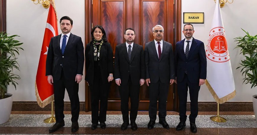 DEM Parti'den iki bakanlıkta yasal düzenleme görüşmesi