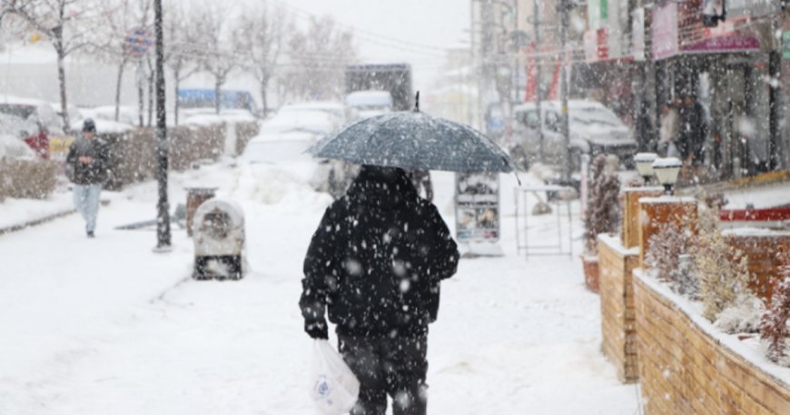 Hava 4 derece soğuyacak. Meteorolojiden kuvvetli kar uyarısı