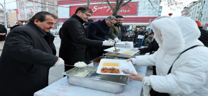 7 BİN KİŞİLİK İFTAR SOFRASINDA BULUŞULDU