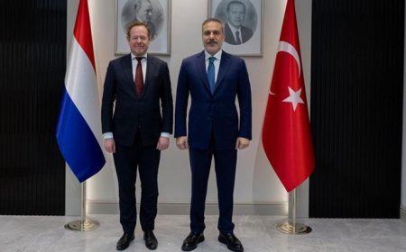 Dışişleri Bakanı Hakan Fidan, Hollanda Adalet ve Güvenlik Bakanı Van Weel ile Ankara'da görüştü