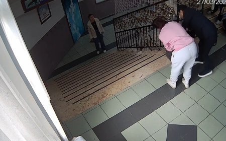 Okul müdüründen hayat kurtaran Heimlich manevrası