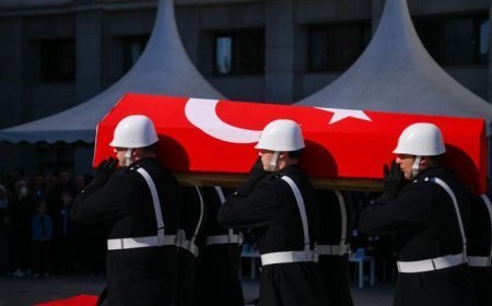 Bakan Gürlek'ten trafik kazasında şehit düşen polis memuru için taziye mesajı